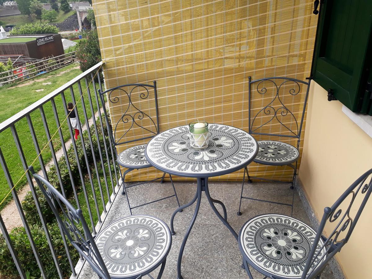 Campione Giulia Exclusive Lakefront Apartment By Gardadomusmea Campione del Garda Exterior photo